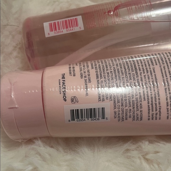 Rice Water Bright Foaming Cleanser - Pink - Picture 4 of 4